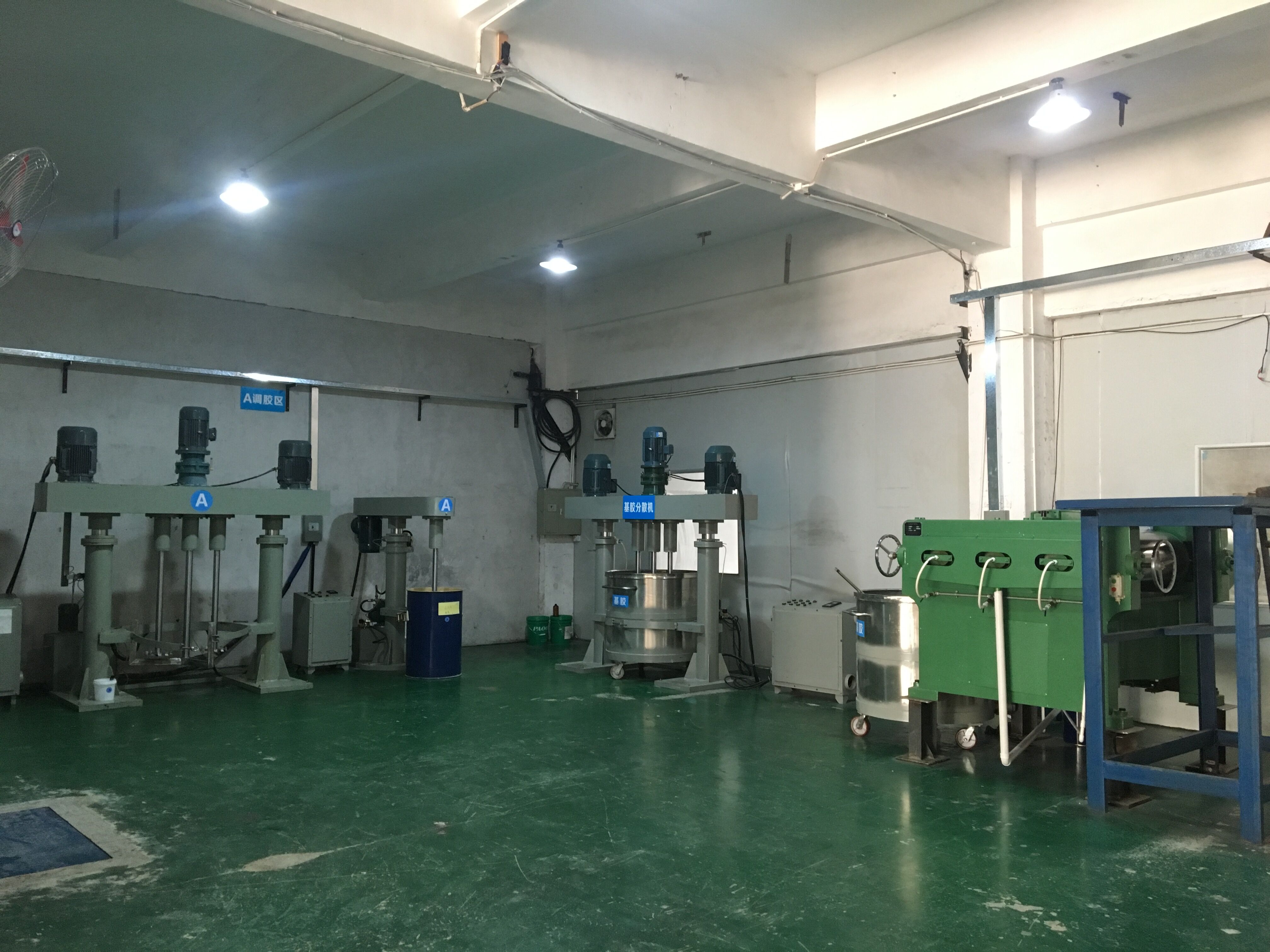 液體硅膠生產設備